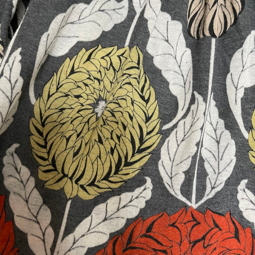 Language Grey Patterned Top - Picture 3 of 3